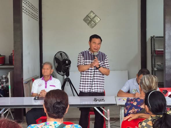 สพอ.จัตุรัส ลงพื้นที่ชี้แจงหลักเกณฑ์และแนวทางการคัดเลือกคณะกรรมการกองทุนหมู่บ้าน