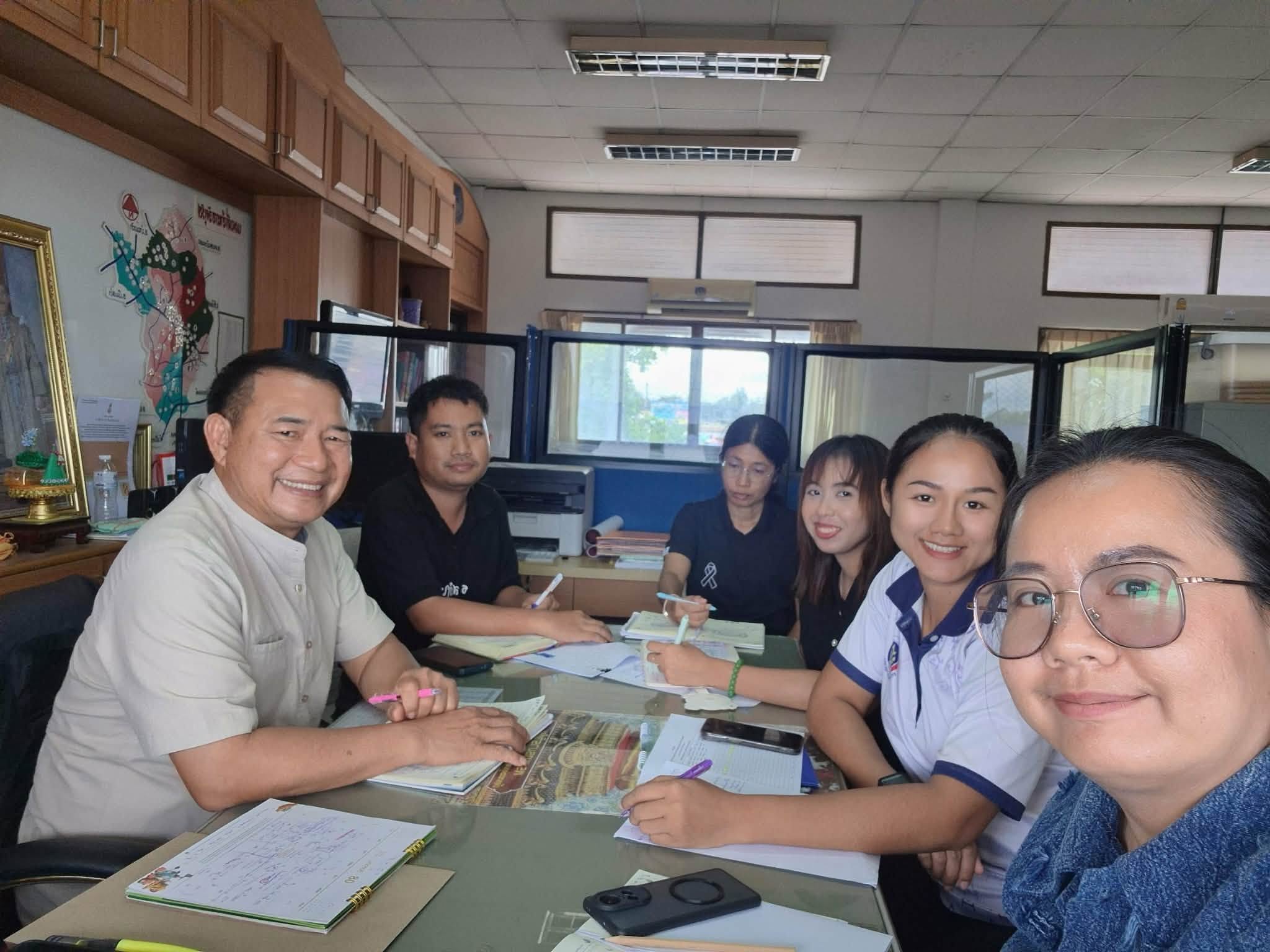 สพอ.จัตุรัส ประชุมสำนักงานขับเคลื่อนงานพัฒนาชุมชนอำเภอ